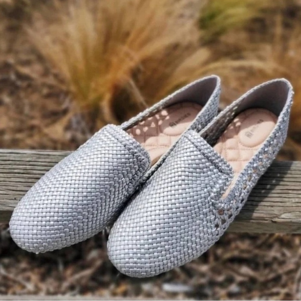 Birdies The Starling Vegan Leather Metallic Silver Woven Loafers size 7